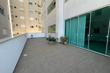 Apartamento &agrave; venda - Meia Praia