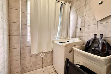 Apartamento &agrave; venda - 77m&sup2; - Meia Praia