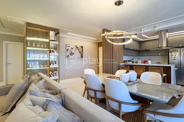 Apartamento &agrave; venda - 180m&sup2; - Meia Praia