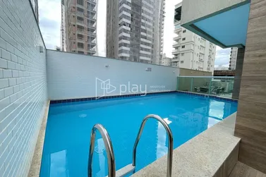 Apartamento &agrave; venda - 130m&sup2; - Meia Praia