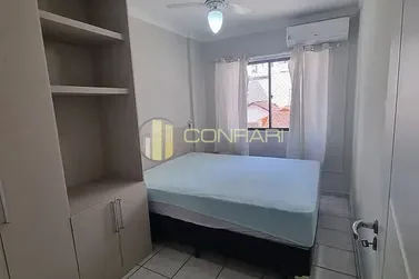 Apartamento &agrave; venda - 110m&sup2; - Meia Praia