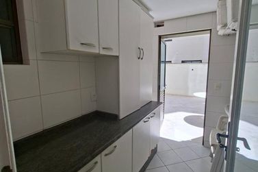 Apartamento para alugar - 124m&sup2; - Centro