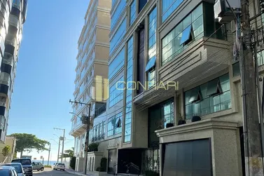 Apartamento &agrave; venda - 140m&sup2; - Meia Praia