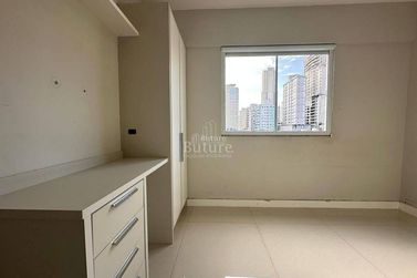 Apartamento &agrave; venda - Meia Praia
