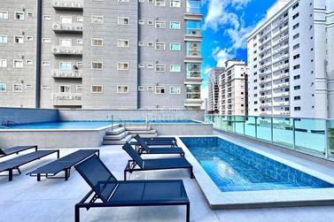 Apartamento &agrave; venda - Meia Praia
