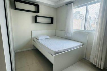 Apartamento para alugar - 225m&sup2; - Centro