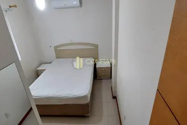 Apartamento para alugar - 106m&sup2; - MEIA PRAIA