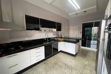 Apartamento &agrave; venda - Meia Praia