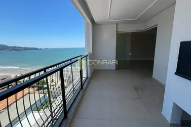 Apartamento &agrave; venda - 185m&sup2; - Meia Praia