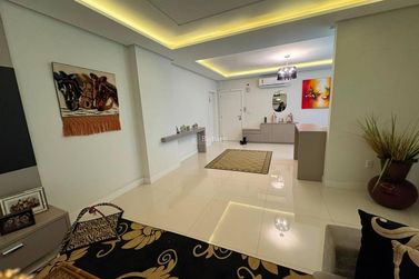 Apartamento &agrave; venda - Meia Praia