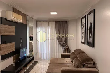 Apartamento para alugar - 98m&sup2; - meia praia