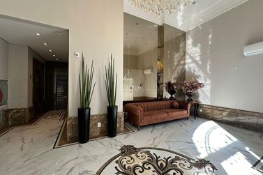 Apartamento &agrave; venda - 187m&sup2; - Meia Praia