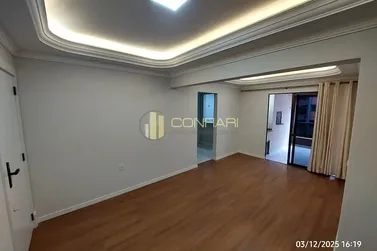 Apartamento &agrave; venda - 117m&sup2; - Meia Praia