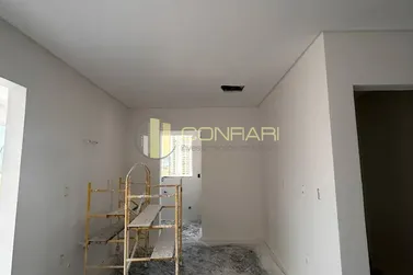 Apartamento &agrave; venda - 120m&sup2; - Meia praia