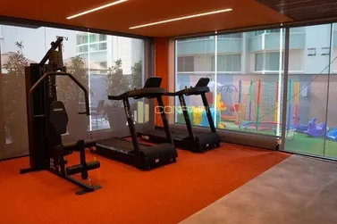 Apartamento para alugar - 127m&sup2; - Meia Praia