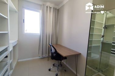 Apartamento para alugar - 195m&sup2; - Centro