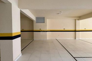 Apartamento &agrave; venda - Meia Praia