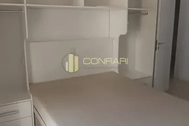 Apartamento &agrave; venda - 135m&sup2; - Meia praia