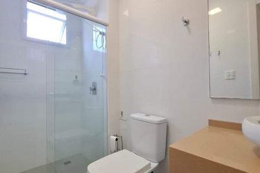 Apartamento para alugar - 127m&sup2; - Meia Praia