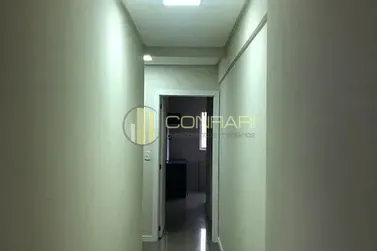 Apartamento &agrave; venda - 145m&sup2; - Meia Praia