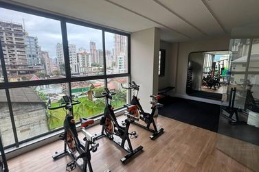 Apartamento &agrave; venda - 110m&sup2; - Meia Praia