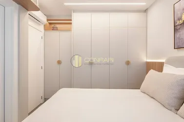 Apartamento &agrave; venda - 114m&sup2; - Meia Praia