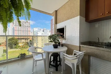 Apartamento &agrave; venda - 82m&sup2; - Meia Praia