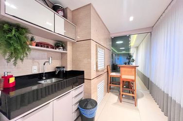 Apartamento &agrave; venda - 320m&sup2; - Meia Praia