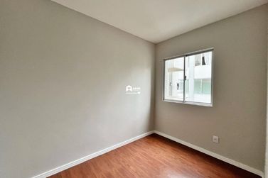 Apartamento para alugar - 75m&sup2; - Centro