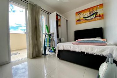 Apartamento &agrave; venda - 130m&sup2; - 