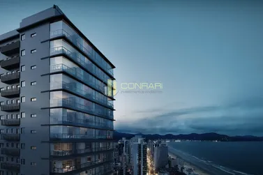 Apartamento &agrave; venda - 198m&sup2; - Meia Praia