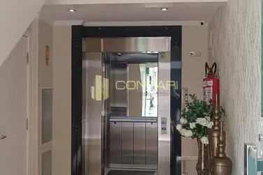 Apartamento &agrave; venda - 70m&sup2; - meia praia