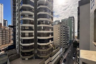 Apartamento &agrave; venda - 151m&sup2; - Centro