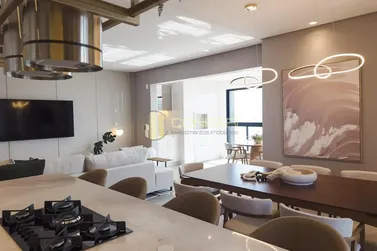 Apartamento &agrave; venda - 198m&sup2; - Meia Praia