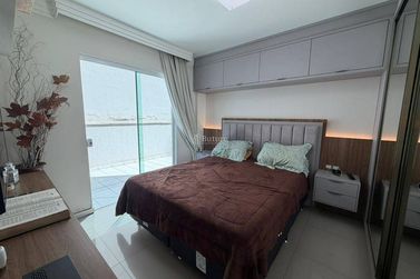 Apartamento &agrave; venda - 160m&sup2; - Meia Praia