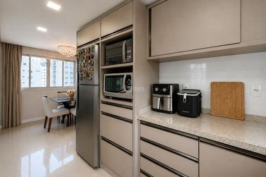 Apartamento &agrave; venda - 100m&sup2; - Centro