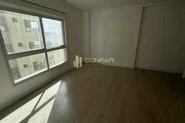 Apartamento &agrave; venda - 179m&sup2; - Meia Praia