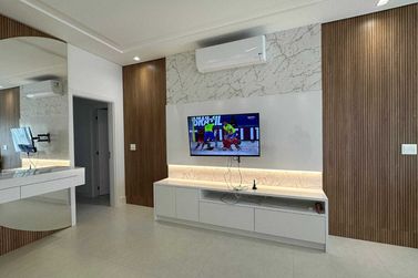 Apartamento &agrave; venda - 151m&sup2; - Meia Praia