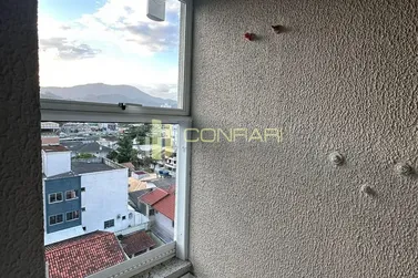 Apartamento &agrave; venda - 127m&sup2; - Centro