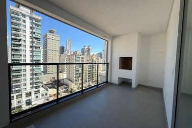 Apartamento &agrave; venda - Meia Praia