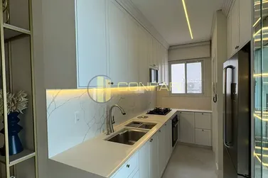 Apartamento &agrave; venda - 141m&sup2; - Centro