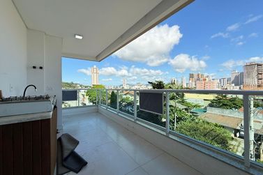 Apartamento &agrave; venda - 173m&sup2; - 