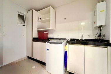 Apartamento &agrave; venda - 170m&sup2; - Meia Praia