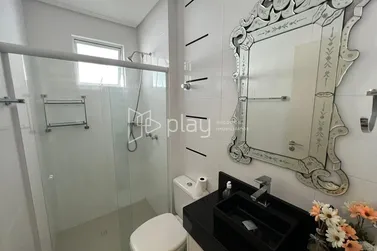 Apartamento &agrave; venda - 115m&sup2; - Meia Praia