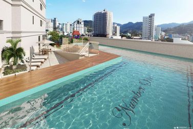 Apartamento &agrave; venda - 165m&sup2; - Centro