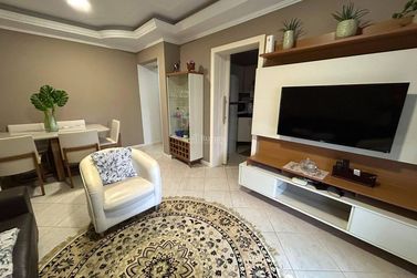 Apartamento &agrave; venda - 159m&sup2; - Meia Praia