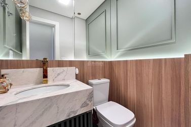 Apartamento &agrave; venda - 185m&sup2; - Meia Praia