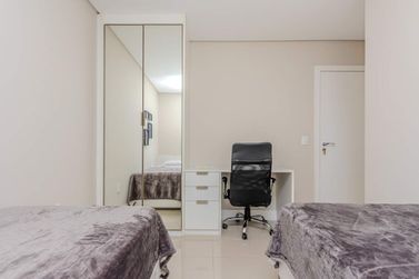 Apartamento para alugar - 130m&sup2; - Pioneiros