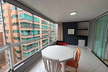 Apartamento &agrave; venda - 213m&sup2; - Meia Praia