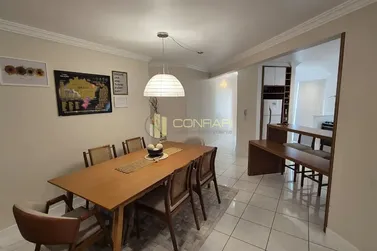 Apartamento &agrave; venda - 168m&sup2; - Meia Praia
